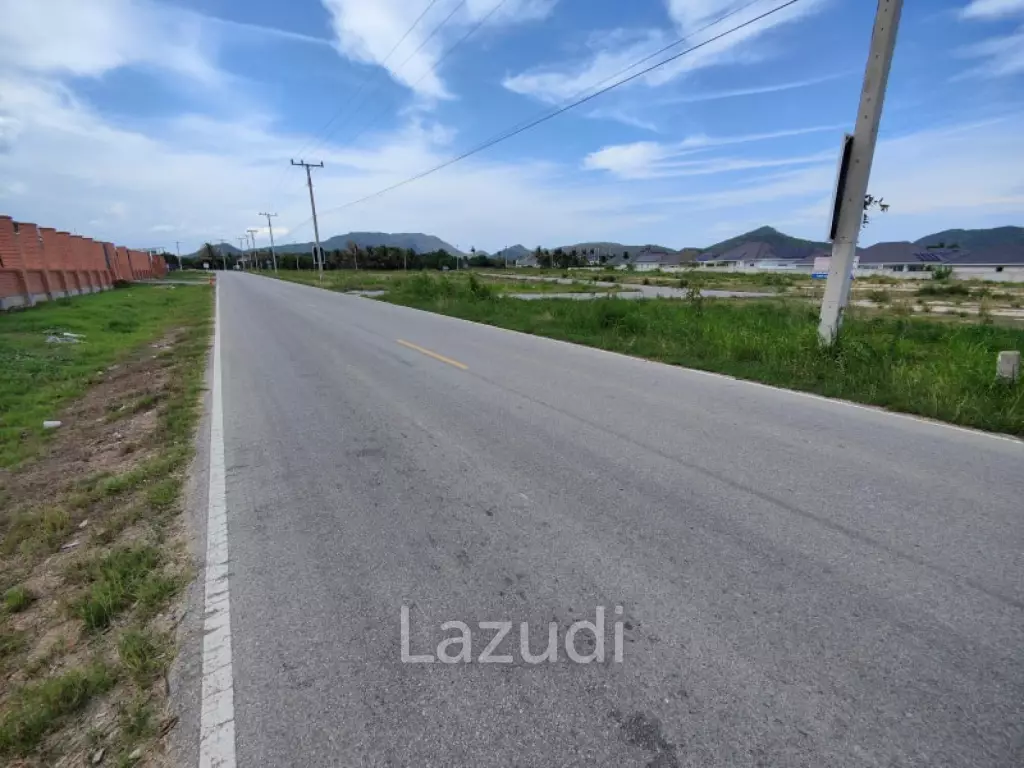 Prime Freehold Land 1-3-35 Rai Semi-Corner Plot with Mountain Views in Hua Hin