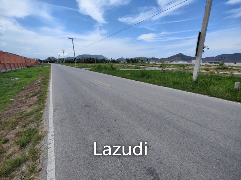 Prime Freehold Land 1-3-35 Rai Semi-Corner Plot with Mountain Views in Hua Hin