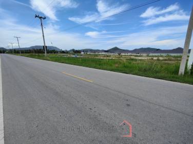 Prime Freehold Land 1-3-35 Rai Semi-Corner Plot with Mountain Views in Hua Hin
