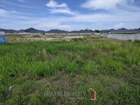 Prime Freehold Land 1-3-35 Rai Semi-Corner Plot with Mountain Views in Hua Hin