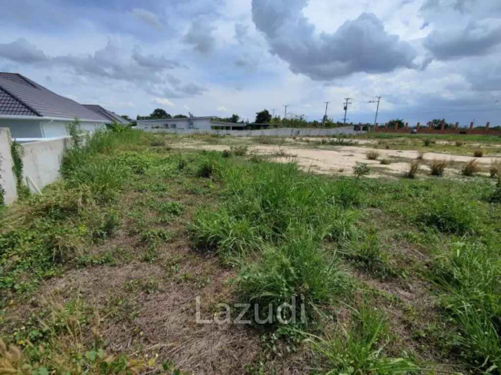 Prime Freehold Land 1-3-35 Rai Semi-Corner Plot with Mountain Views in Hua Hin