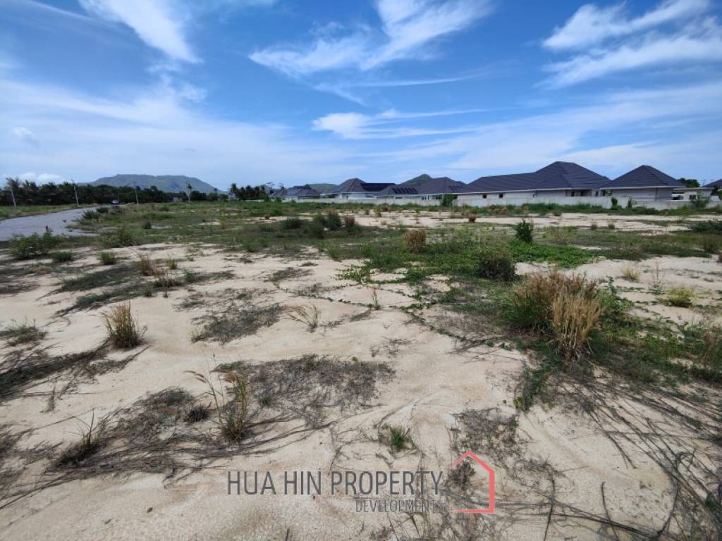 Prime Freehold Land 1-3-35 Rai Semi-Corner Plot with Mountain Views in Hua Hin