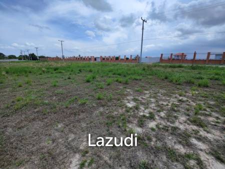 Scenic Freehold Corner Plot 1-0-78.9 Rai Near Black Mountain Golf