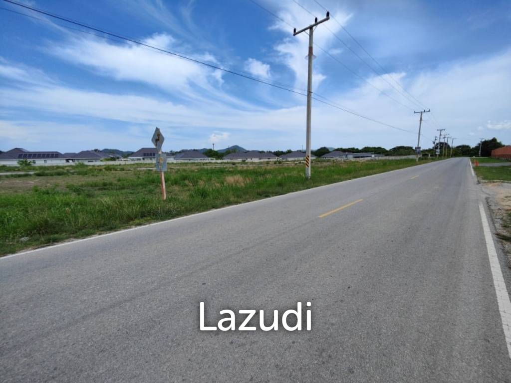 Prime Freehold Land 1-0-30 Rai in Scenic Hin Lek Fai Near Black Mountain Golf