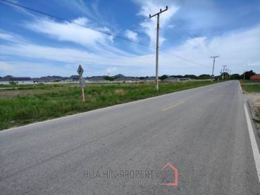 Prime Freehold Land 1-0-30 Rai in Scenic Hin Lek Fai Near Black Mountain Golf