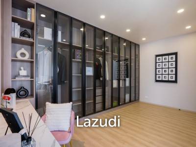 4 Bedrooms 4 Bathrooms 397 SQ.M. Thamber