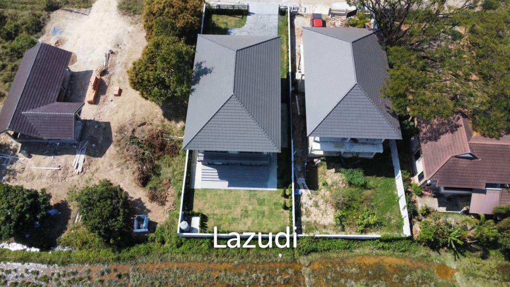 Beautiful new 3 bed 4 bath house with mountain views