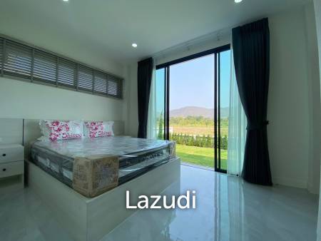 Beautiful new 3 bed 4 bath house with mountain views
