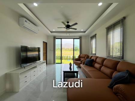 Beautiful new 3 bed 4 bath house with mountain views