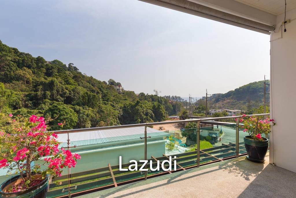 Very Spacious 2-Bed Condo with Scenic Views in Kamala