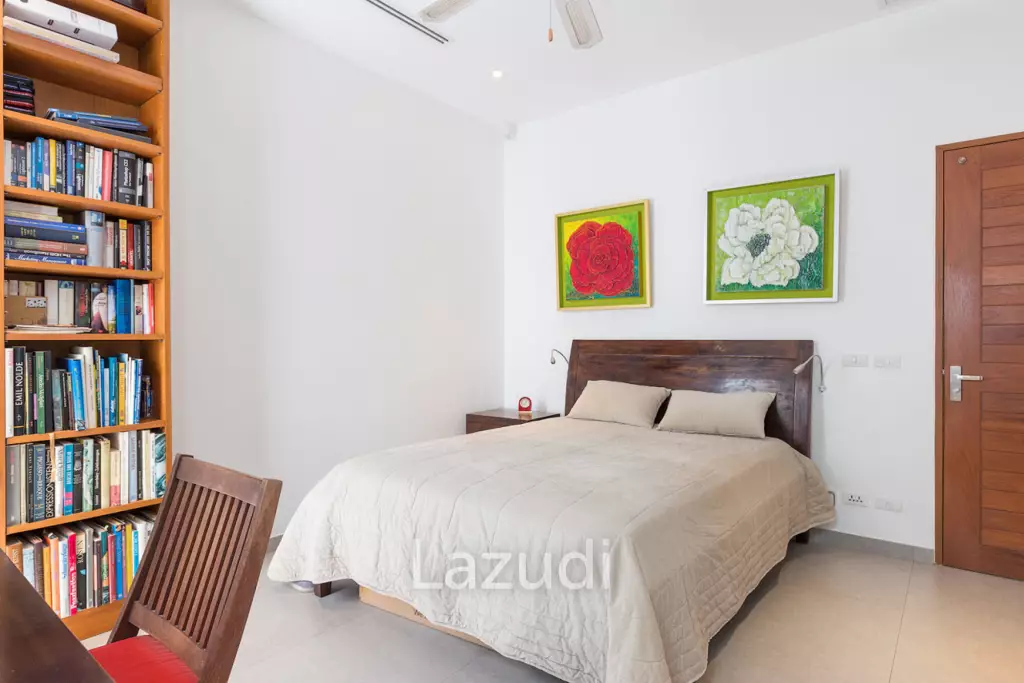 Very Spacious 2-Bed Condo with Scenic Views in Kamala