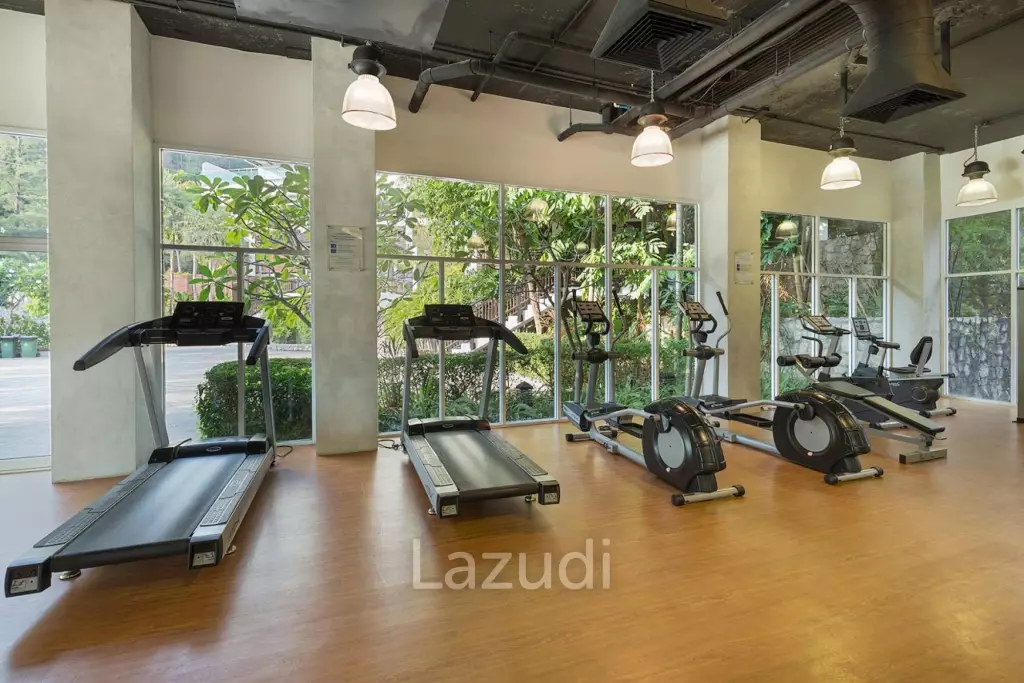 Very Spacious 2-Bed Condo with Scenic Views in Kamala