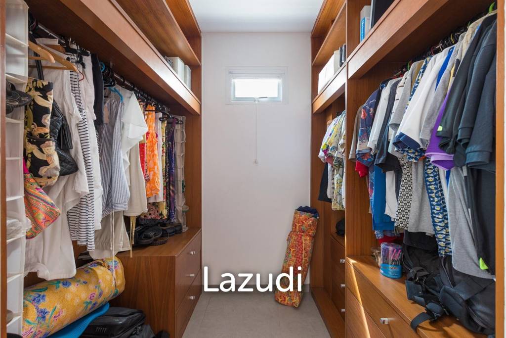 Very Spacious 2-Bed Condo with Scenic Views in Kamala
