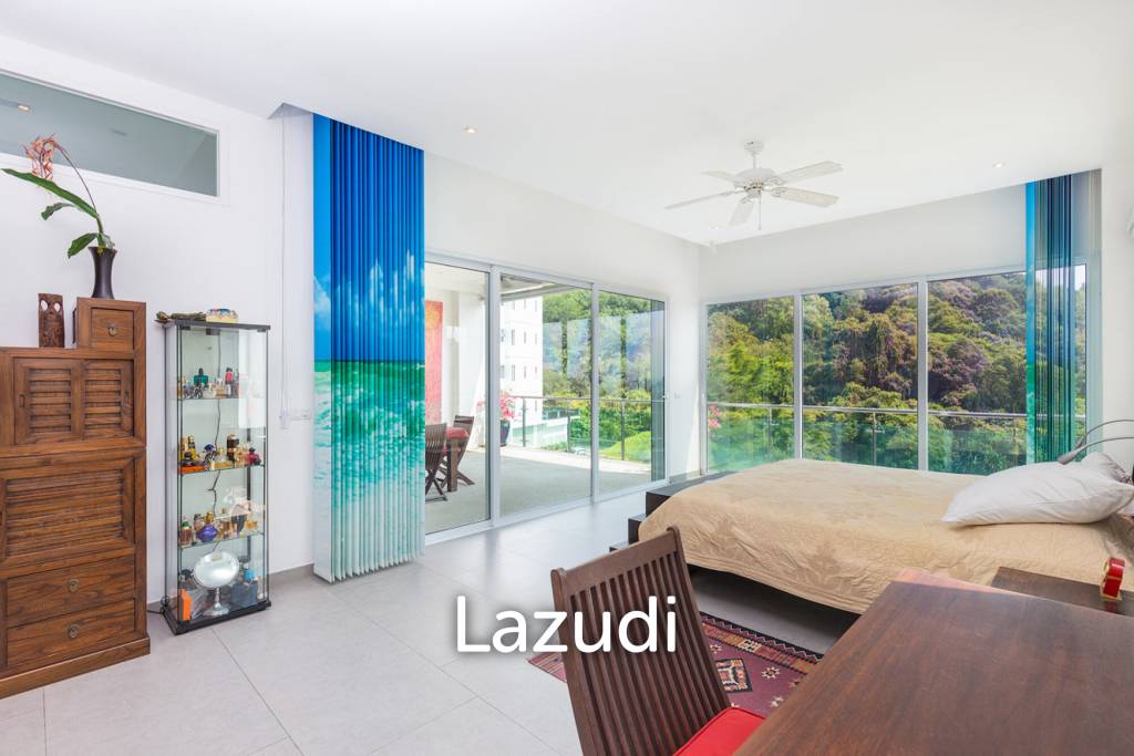 Very Spacious 2-Bed Condo with Scenic Views in Kamala