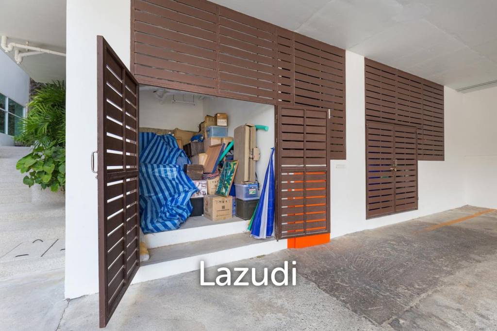 Very Spacious 2-Bed Condo with Scenic Views in Kamala