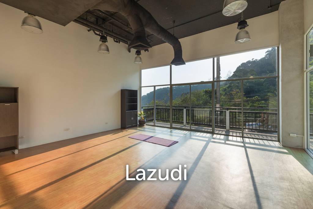 Very Spacious 2-Bed Condo with Scenic Views in Kamala
