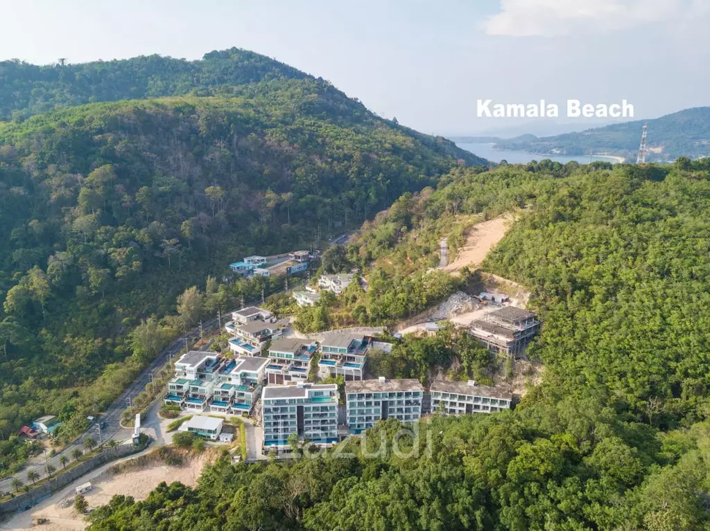Very Spacious 2-Bed Condo with Scenic Views in Kamala