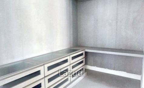 3 Bed 3 Bath 175 Sq.m Click Condo Sukhumvit 65