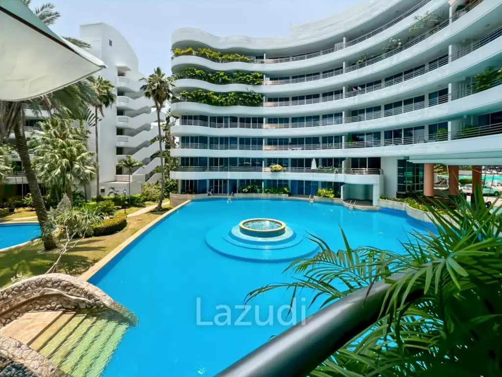 Baan Chai Talay : Spacious 2 Bedroom Beachfront Condo