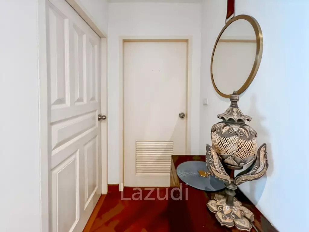 Baan Chai Talay : Spacious 2 Bedroom Beachfront Condo