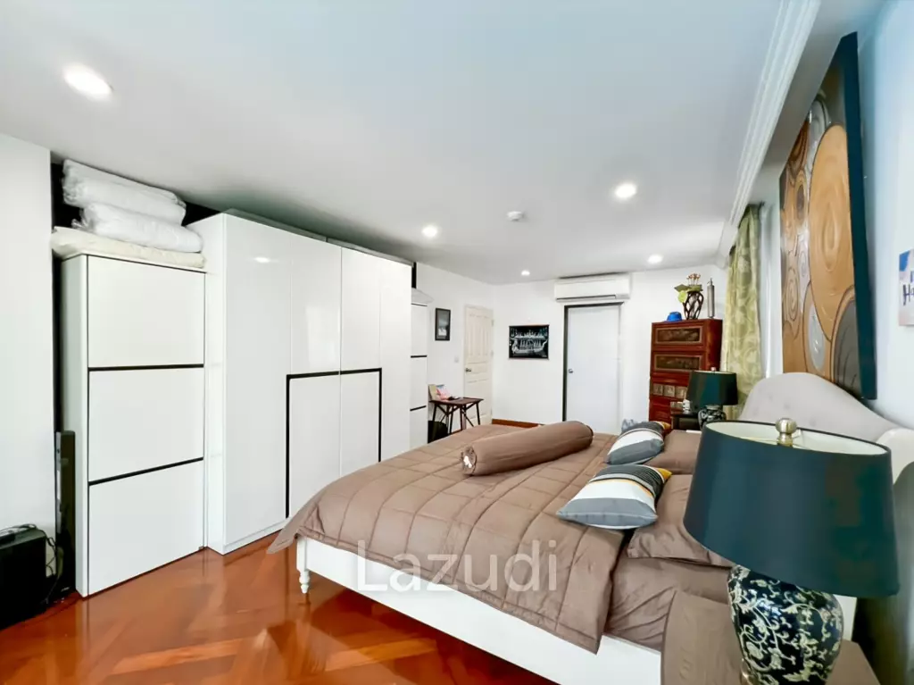 Baan Chai Talay : Spacious 2 Bedroom Beachfront Condo