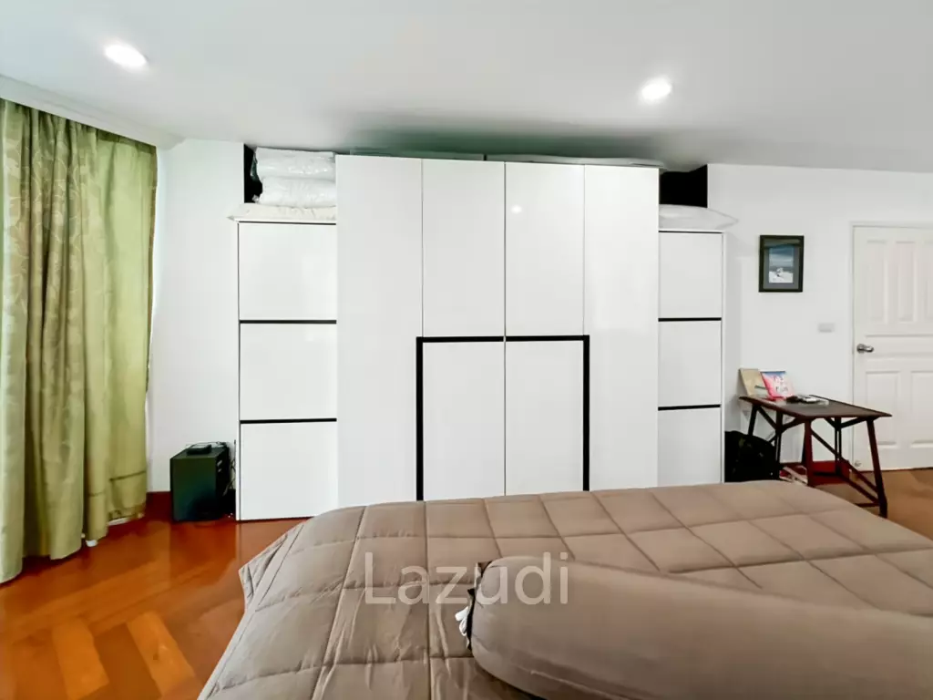 Baan Chai Talay : Spacious 2 Bedroom Beachfront Condo