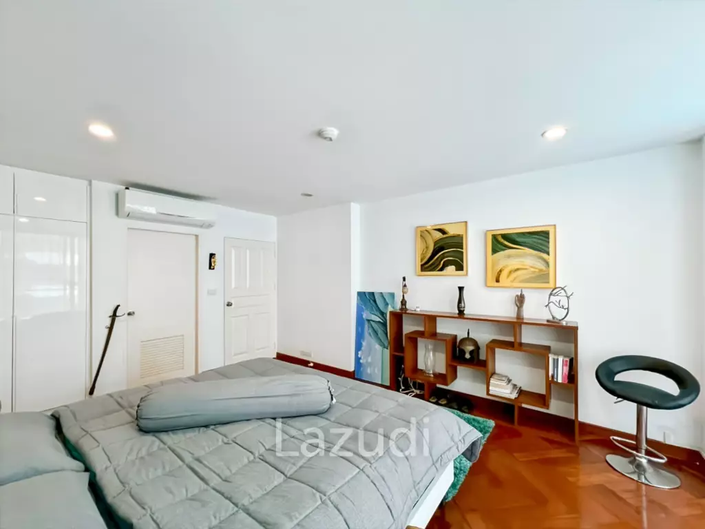 Baan Chai Talay : Spacious 2 Bedroom Beachfront Condo