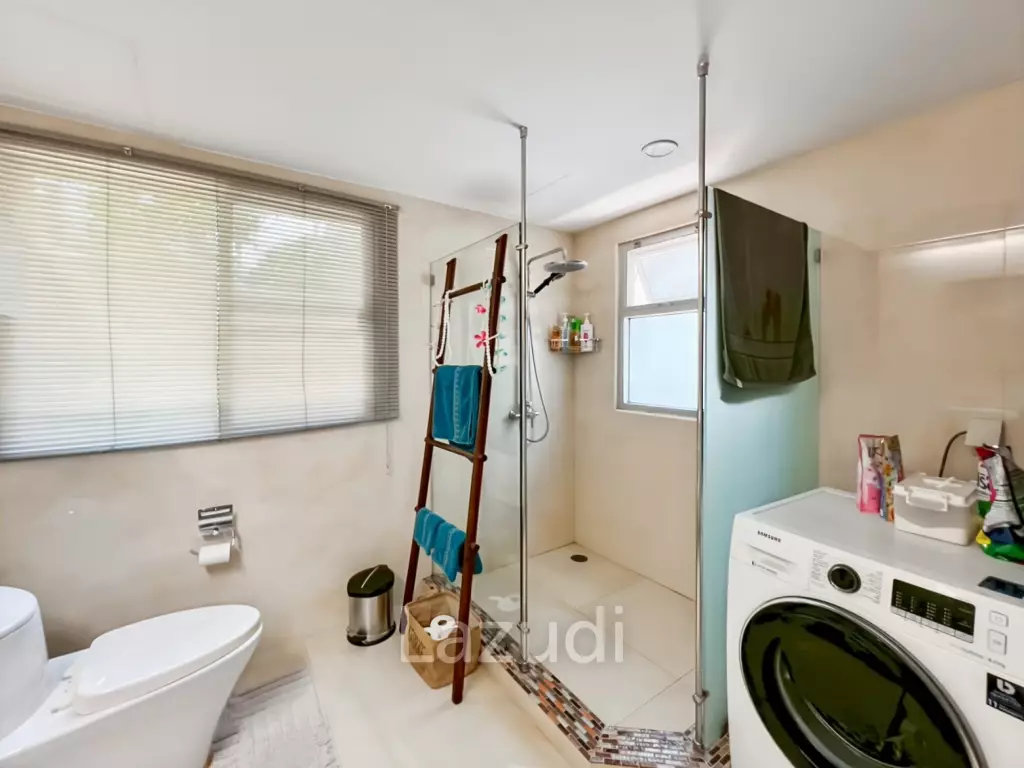 Baan Chai Talay : Spacious 2 Bedroom Beachfront Condo