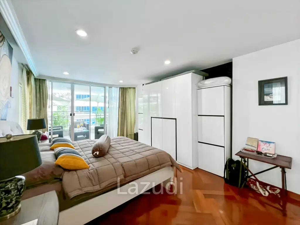 Baan Chai Talay : Spacious 2 Bedroom Beachfront Condo