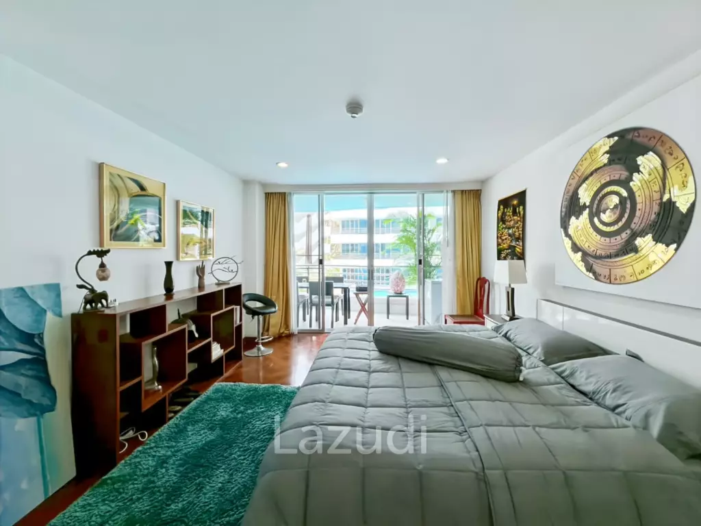 Baan Chai Talay : Spacious 2 Bedroom Beachfront Condo