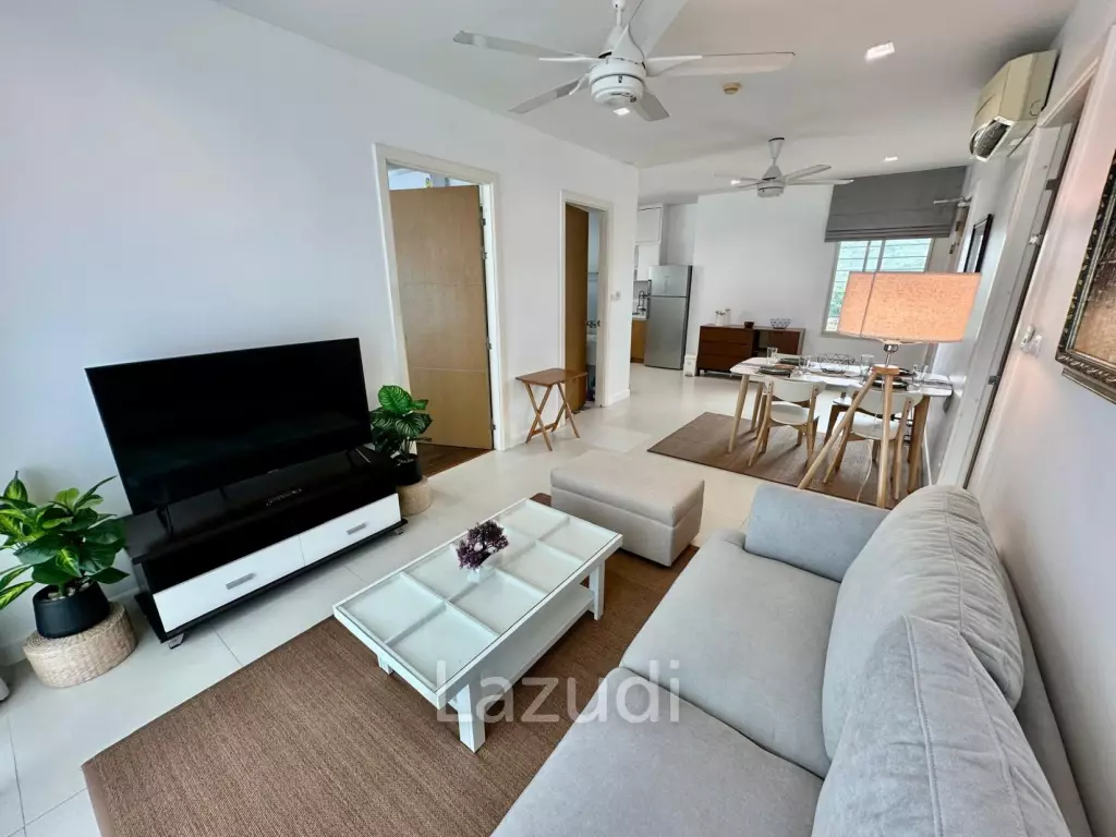 The Seacraze : 2 Bedroom Corner Unit, Fully Rennovated