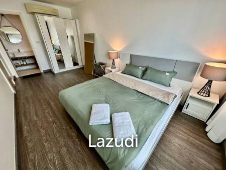 The Seacraze : 2 Bedroom Corner Unit, Fully Rennovated