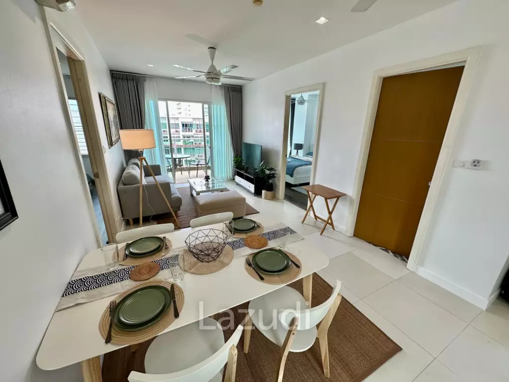 The Seacraze : 2 Bedroom Corner Unit, Fully Rennovated