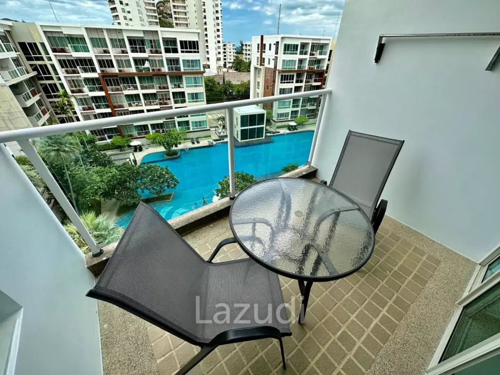 The Seacraze : 2 Bedroom Corner Unit, Fully Rennovated