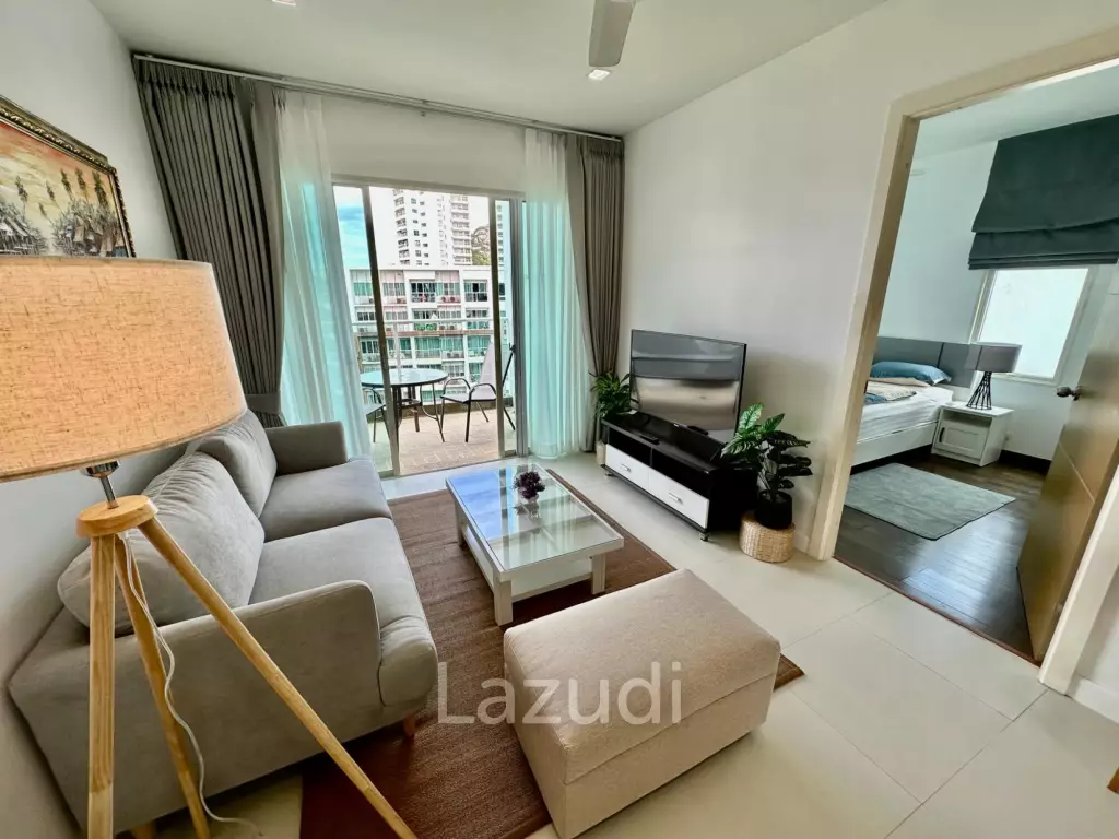 The Seacraze : 2 Bedroom Corner Unit, Fully Rennovated