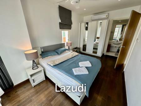 The Seacraze : 2 Bedroom Corner Unit, Fully Rennovated