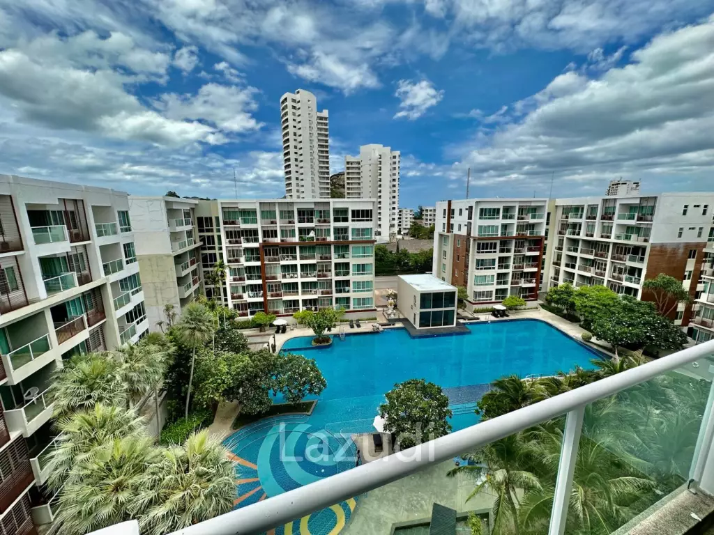 The Seacraze : 2 Bedroom Corner Unit, Fully Rennovated