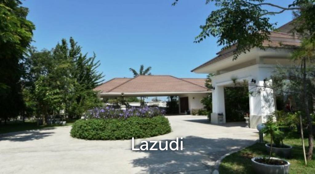 5,600 Sqm 5 Bed 6 Bath Villa For Sale