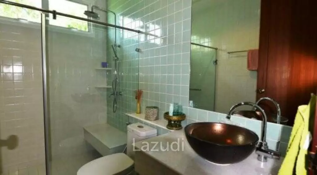 Near City Center Luxury Home