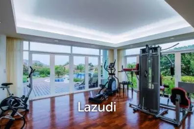 Near City Center Luxury Home