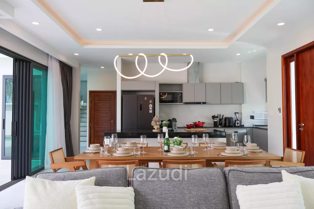 Brand New 4 Bedroom Pool Villa In Rawai