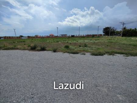 Prime Freehold Land 1-0-30 Rai Next to Main Road in Scenic Hin Lek Fai Near Black Mountain Golf