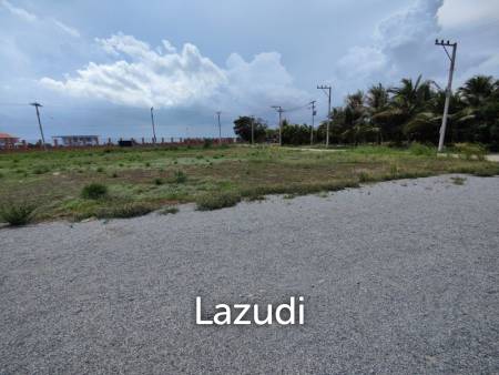 Prime Freehold Land 1-0-30 Rai Next to Main Road in Scenic Hin Lek Fai Near Black Mountain Golf