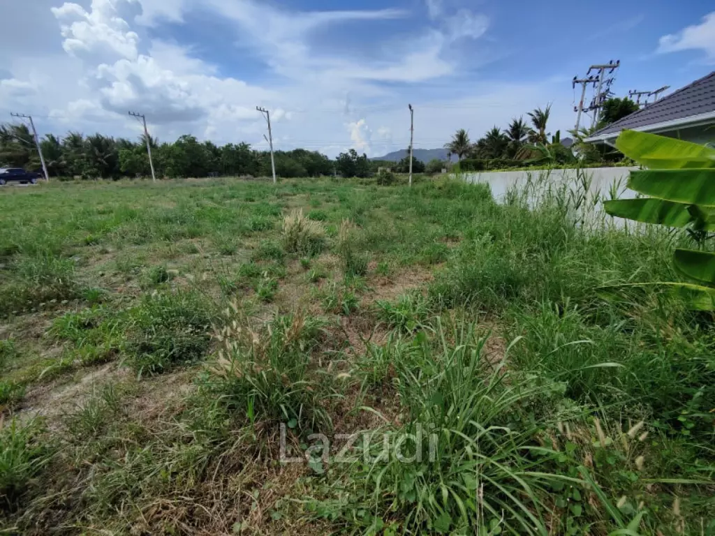 Affordable Freehold 1 Rai Land Corner Plot Near Black Mountain Golf