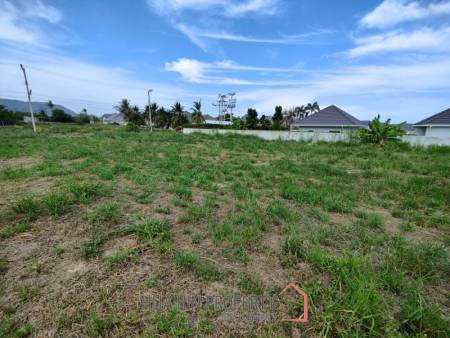 Affordable Freehold 1 Rai Land Corner Plot Near Black Mountain Golf