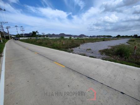 Affordable Freehold 1 Rai Land Corner Plot Near Black Mountain Golf