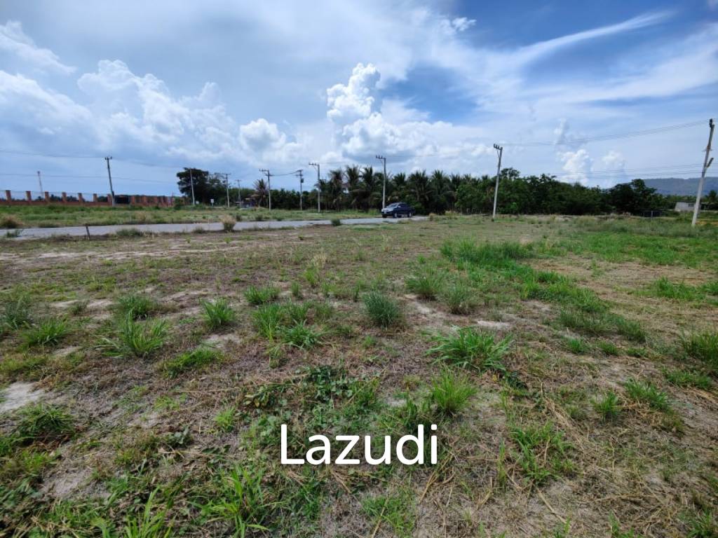 Affordable Freehold 1 Rai Land Corner Plot Near Black Mountain Golf