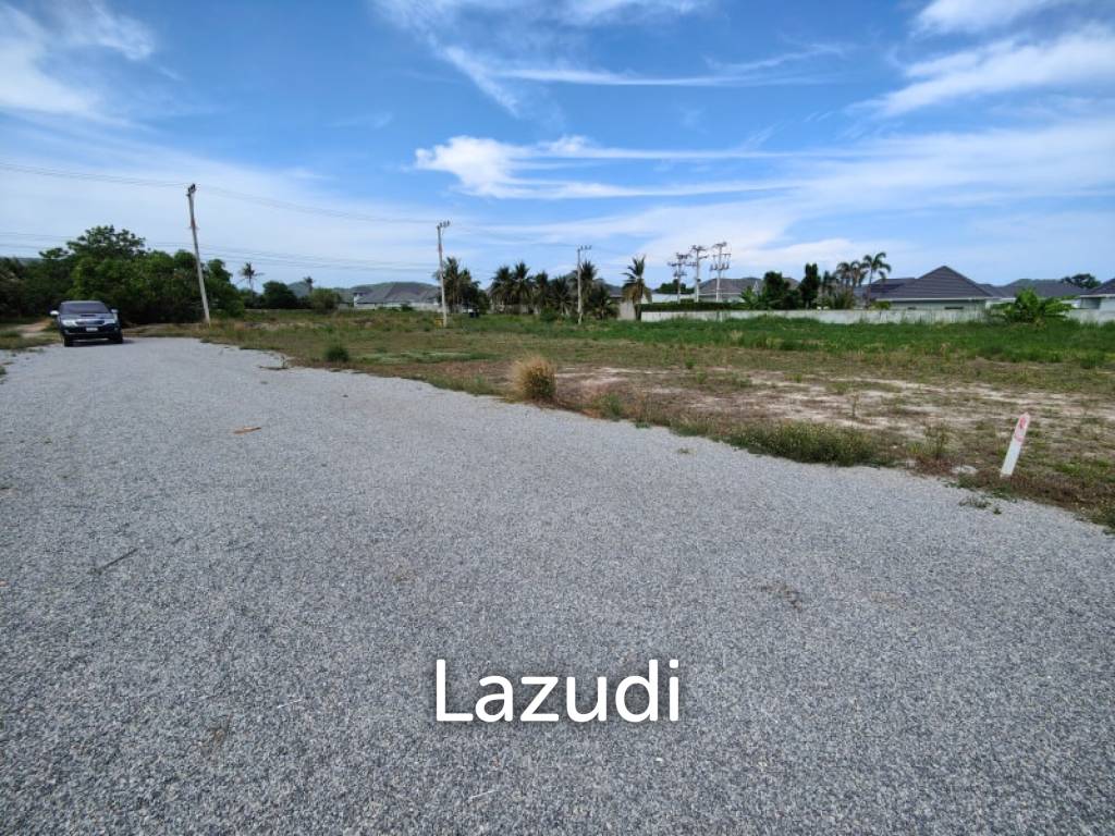 Affordable Freehold 1 Rai Land Corner Plot Near Black Mountain Golf