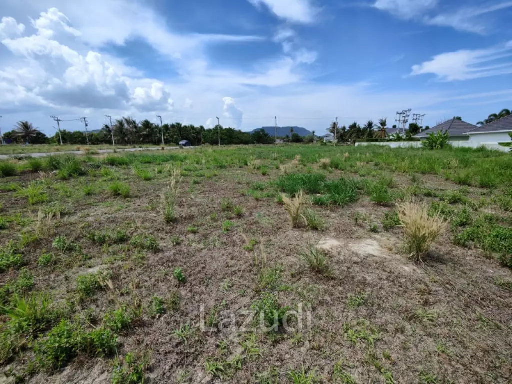 1 Rai Freehold Land For Sale Near Black Mountain Golf
