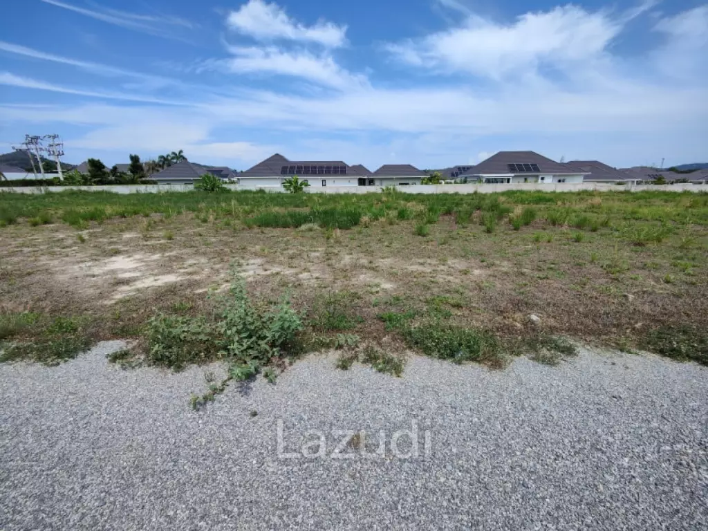 1 Rai Freehold Land For Sale Near Black Mountain Golf
